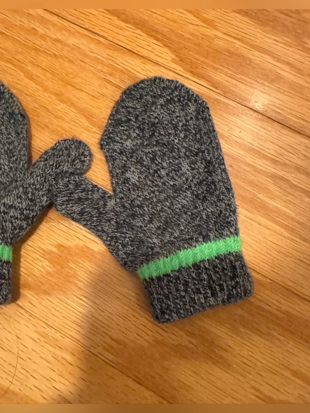 4 Pairs of Toddler mittens glove bundle mixed fleece knit etc